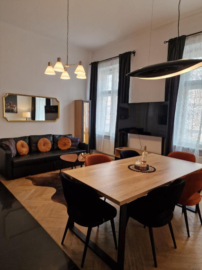 Golden Pearl - Main Square, 100 Sqm, 4 Rooms Kraków Zewnętrze zdjęcie