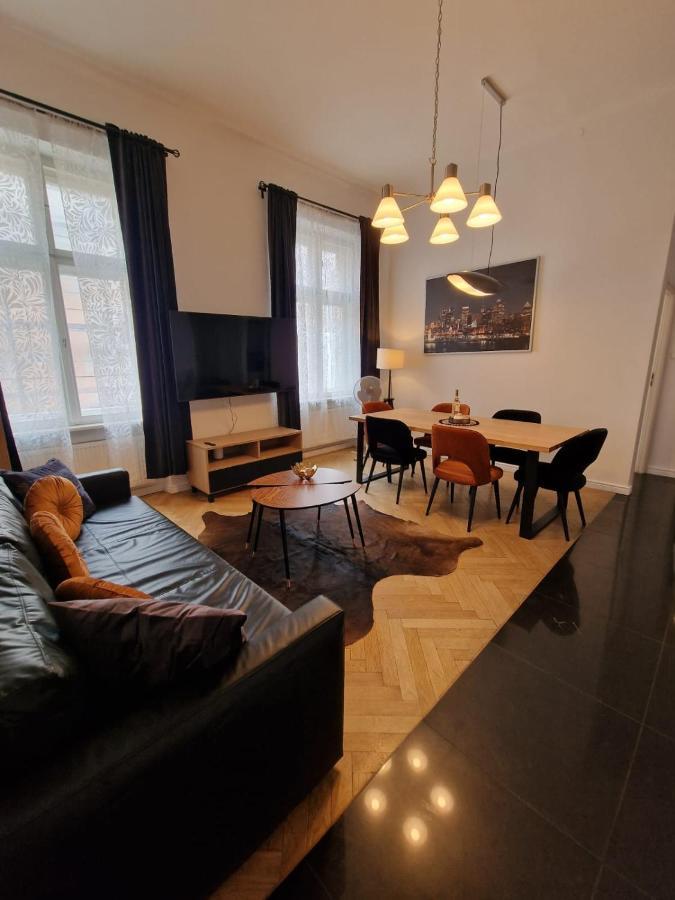 Golden Pearl - Main Square, 100 Sqm, 4 Rooms Kraków Zewnętrze zdjęcie